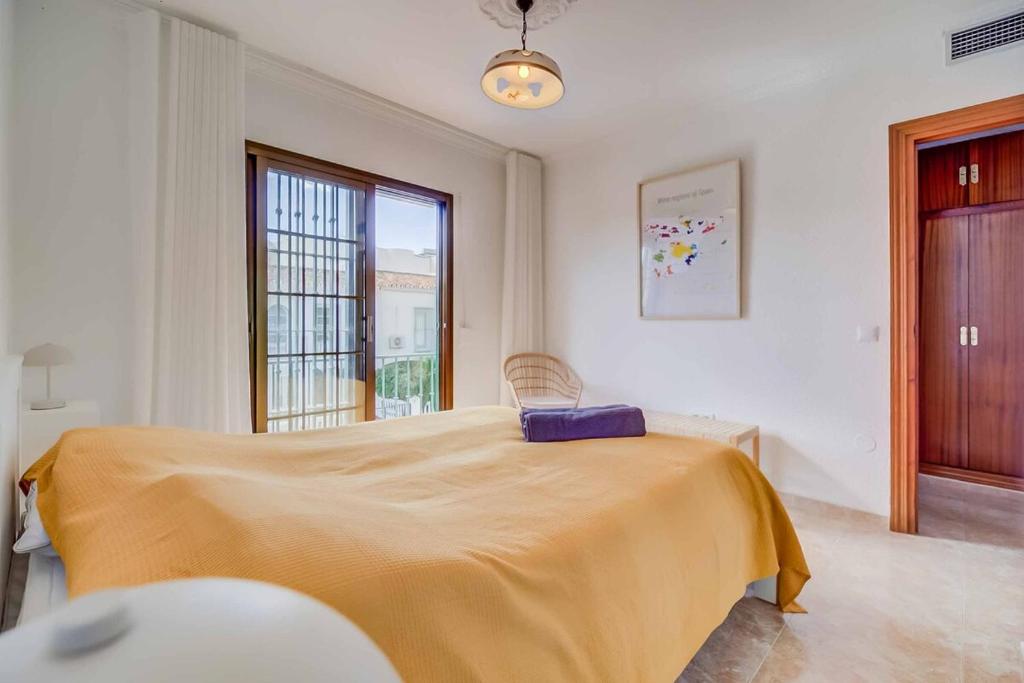 125- Beautiful Andalusian House with Private Patio 2