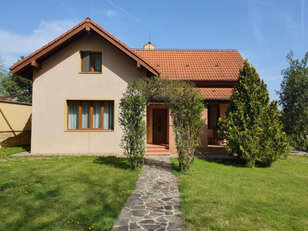 Lakehouse Izvorani 1