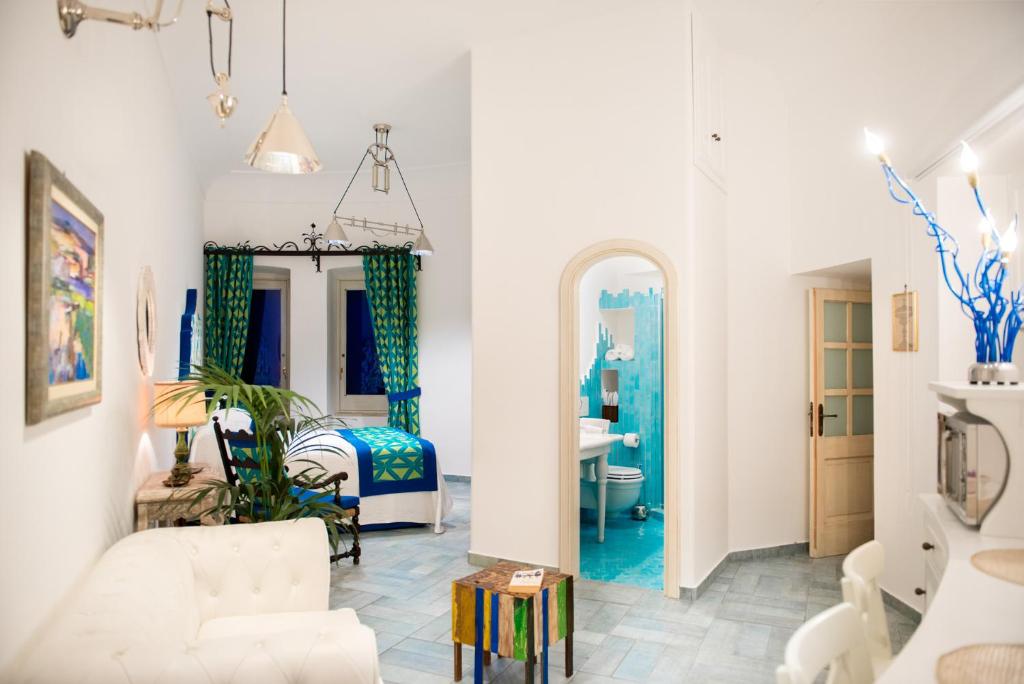 Villa Torre Trasita luxury suites 8