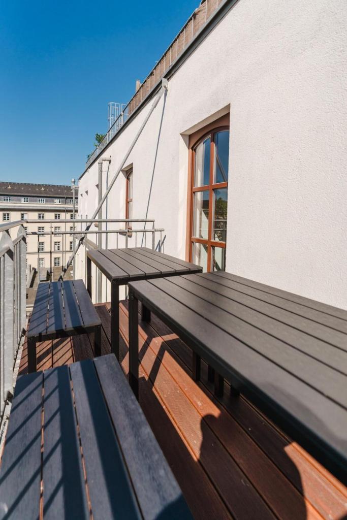 4 BR Apartment - ZENTRAL - GERÄUMIG - KÜCHE - TERRASSE - WIFI - KAFFEE - PARKHAUS 6