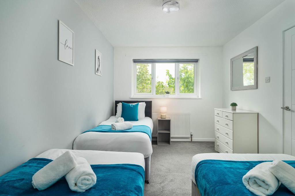 1BR House Near Centre - WiFi - Parking x2 - Pets 7