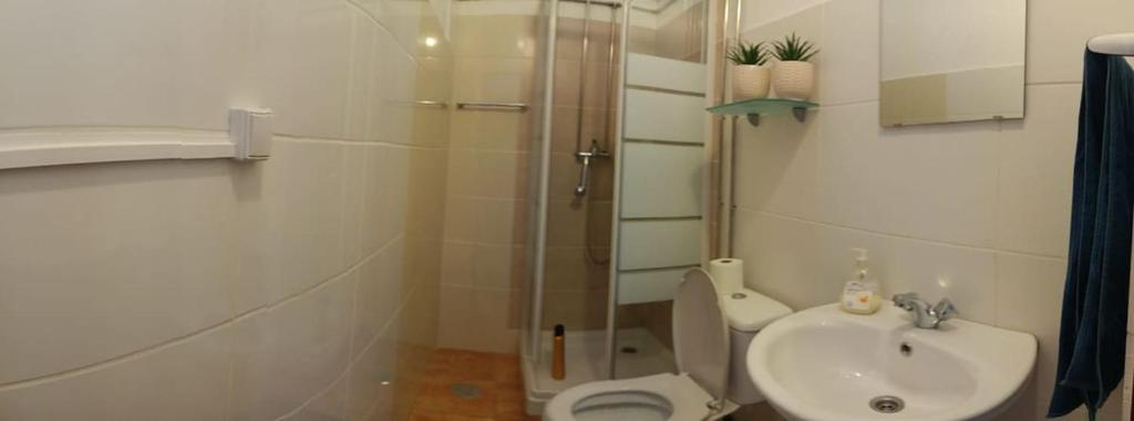 António Augusto Apartment 6