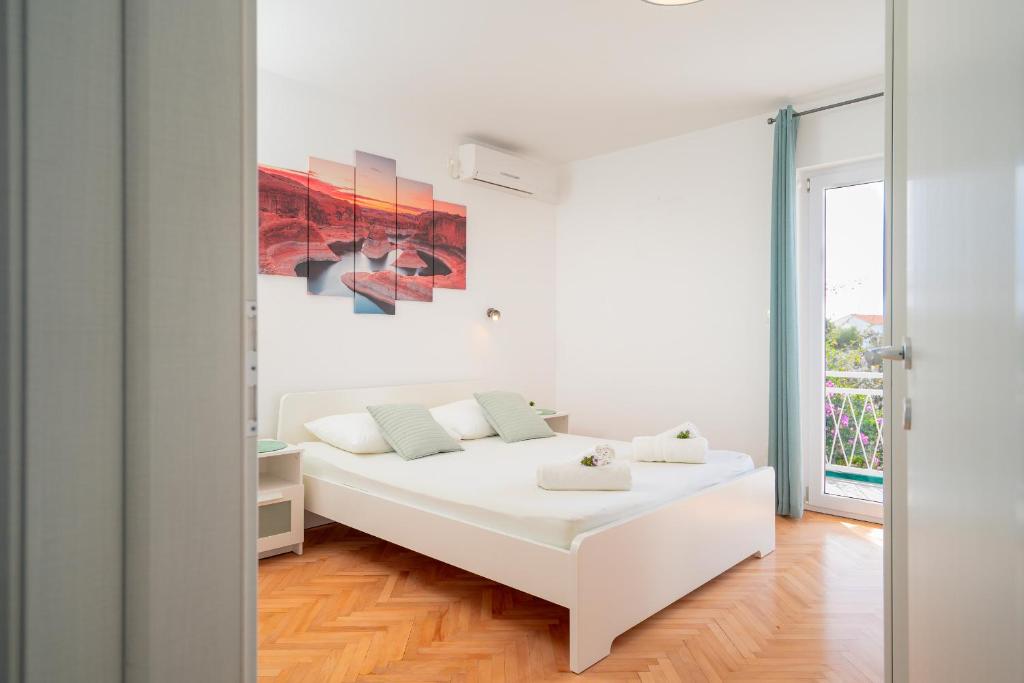Apartments Lucic 6