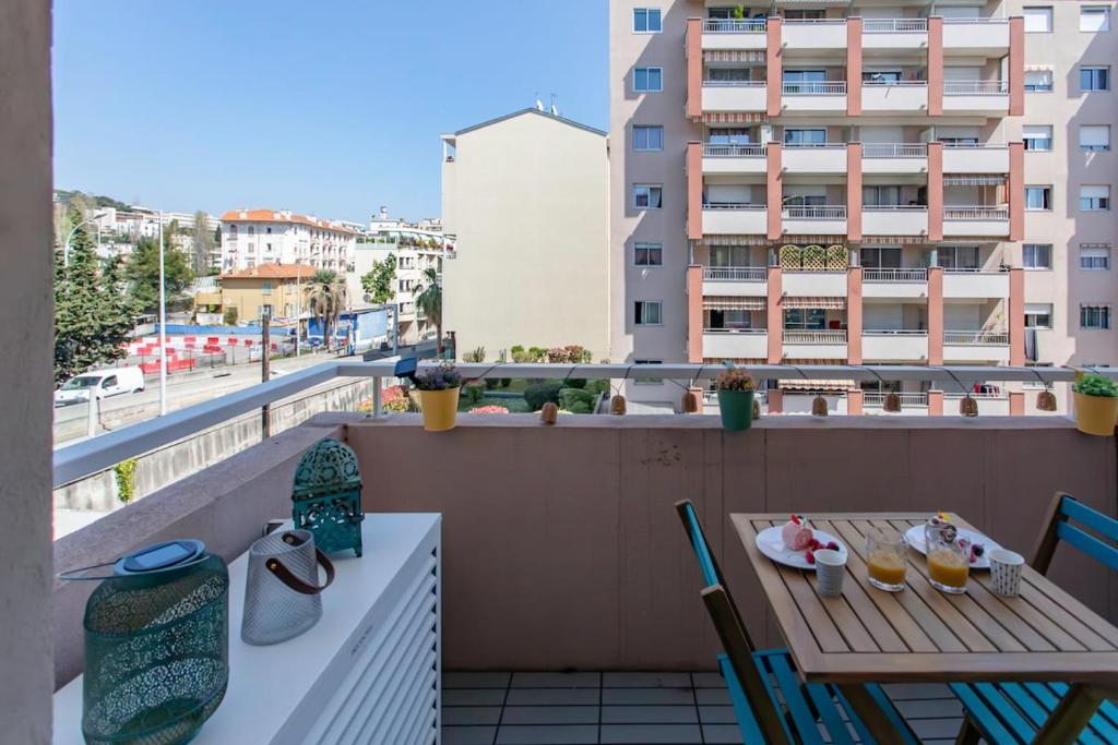 #46 Staywiz us - Terrace AC 4mins walk Sea Tram T2 Airport Port 6