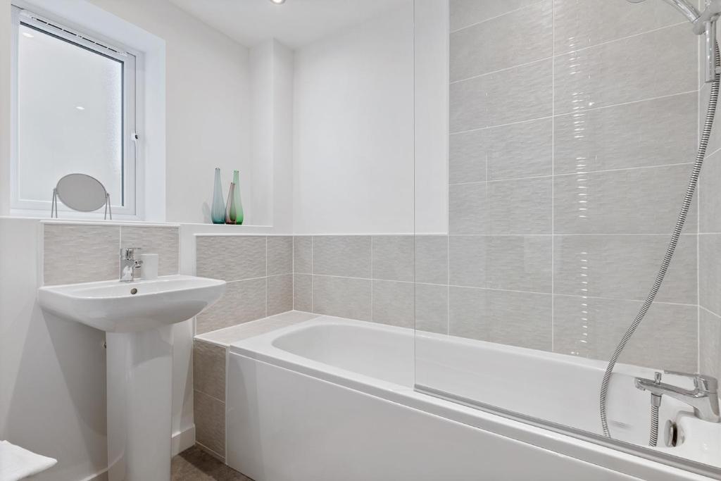 Pass the Keys Gorgeous 1 bed New-Build in York 8