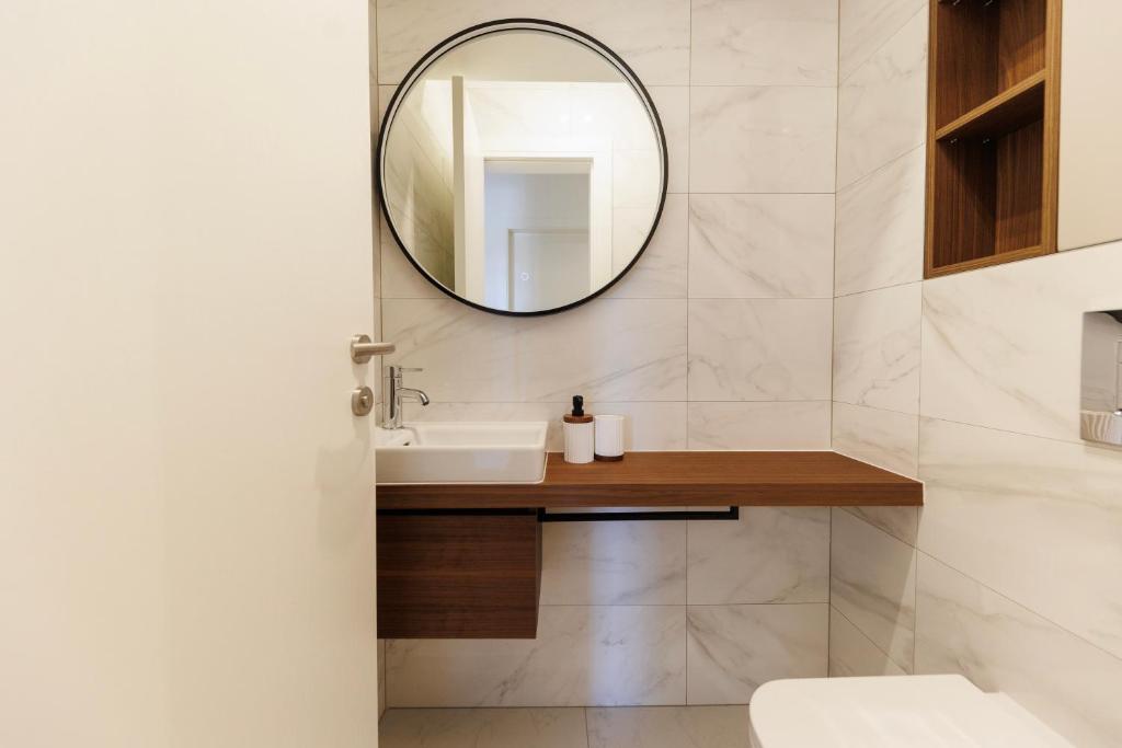 Apartment Zora by Belmont Realty 8