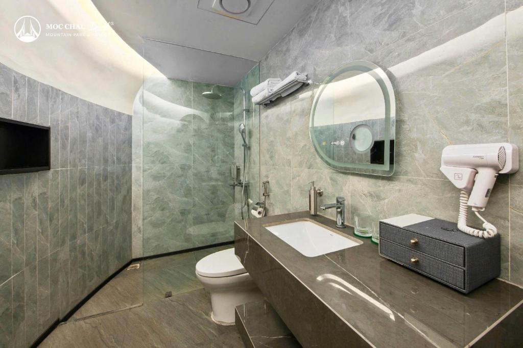 Mộc Châu Island Mountain Park And Resort - Camping Island