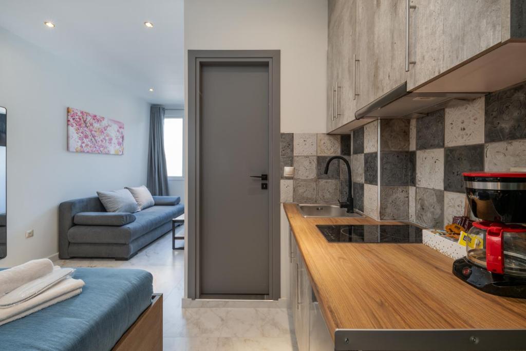 Ermou Boutique Studios in Monastiraki 4