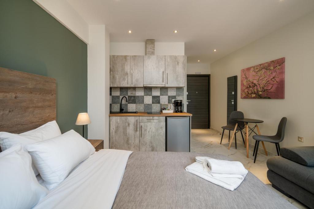 Ermou Boutique Studios in Monastiraki 6