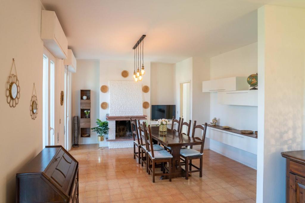 Photo de la galerie de l'établissement Villa Torchio, à Manerba del Garda