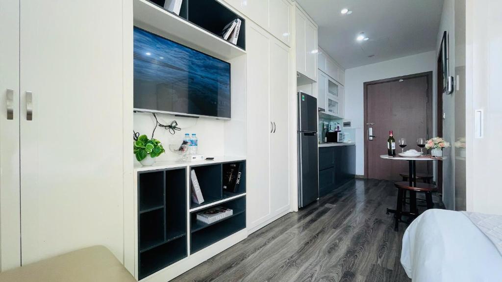 Studio at Vinhomes Green Bay - Luna's House