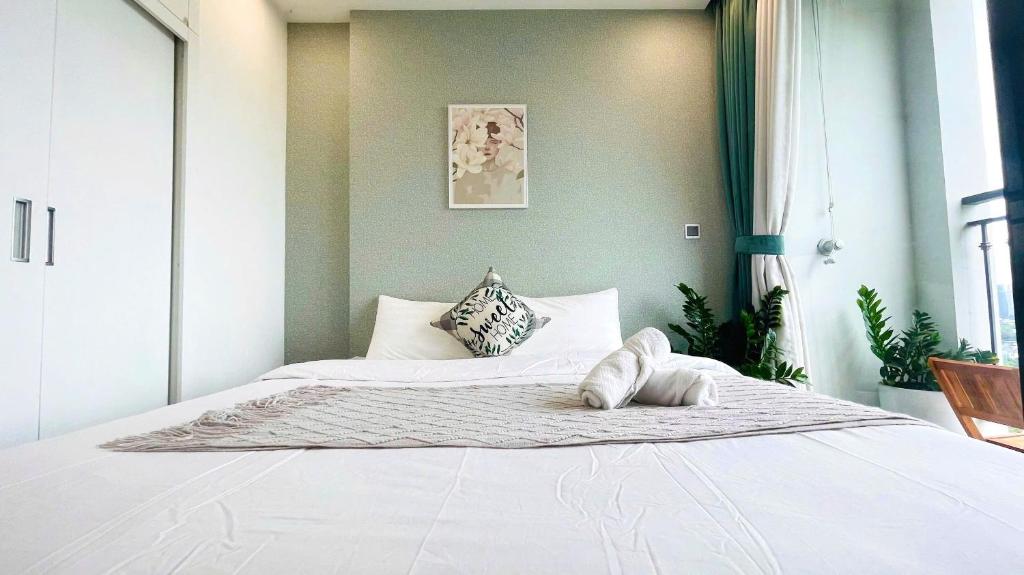 Studio at Vinhomes Green Bay - Luna's House