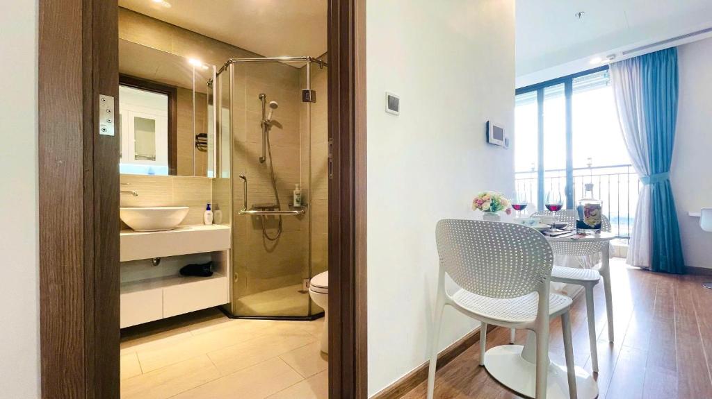 Studio at Vinhomes Green Bay - Luna's House