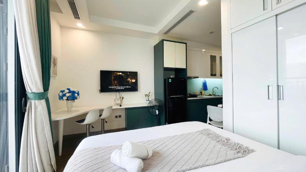 Studio at Vinhomes Green Bay - Luna's House