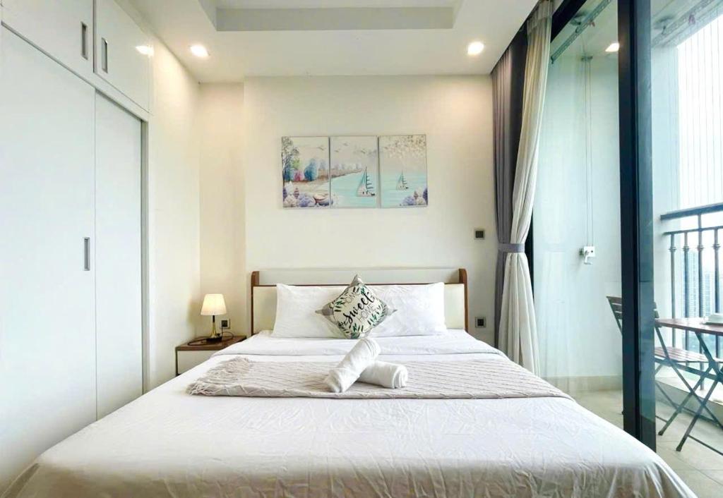 Studio at Vinhomes Green Bay - Luna's House