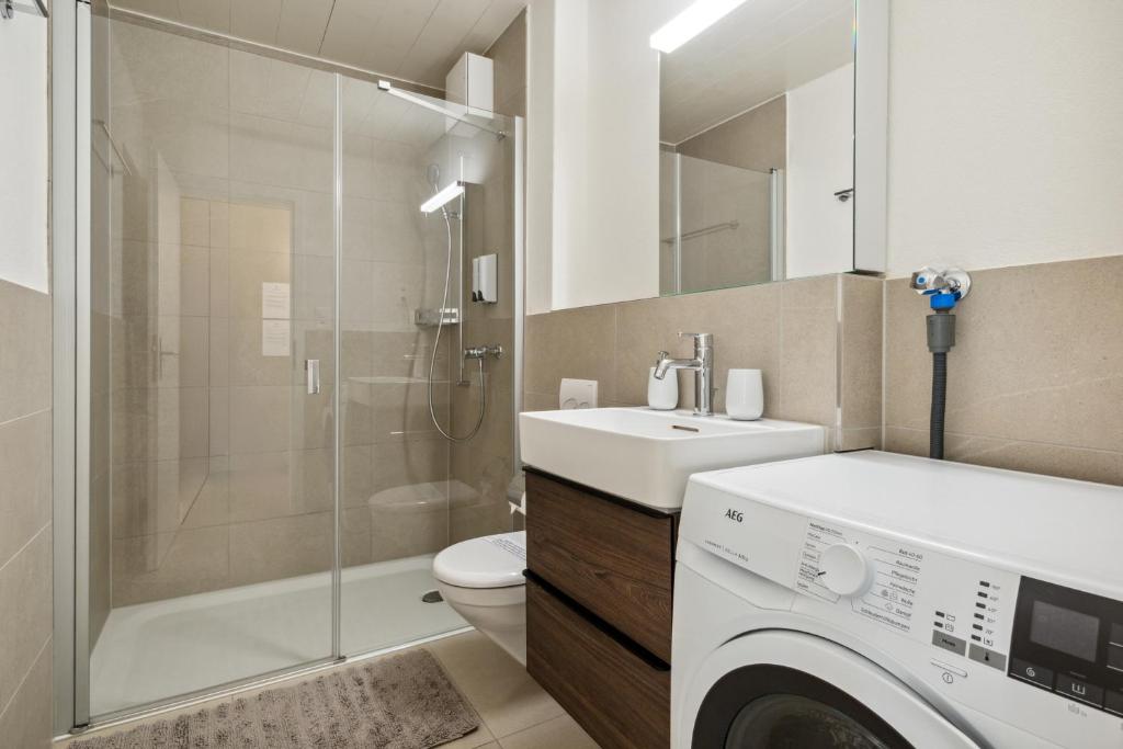 UP&GREAT Apartments - Chic Urban Homes 6