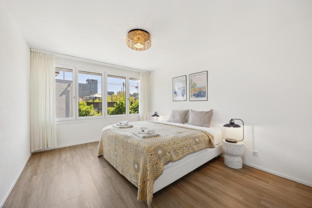 UP&GREAT Apartments - Chic Urban Homes 1