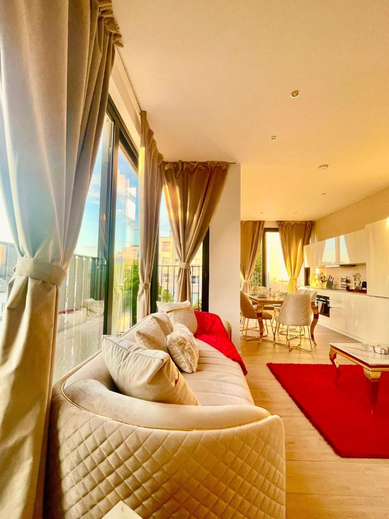 OneLuxStay near Antwerp Central 3