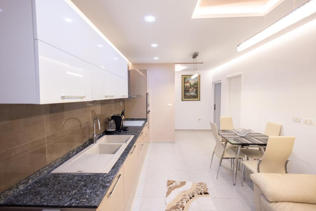 Apartment KLER-Elegant Stay Ali Demi 6