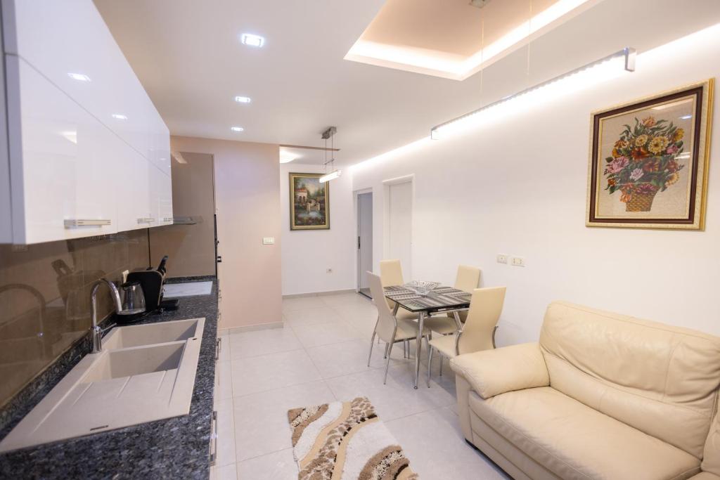 Apartment KLER-Elegant Stay Ali Demi 7