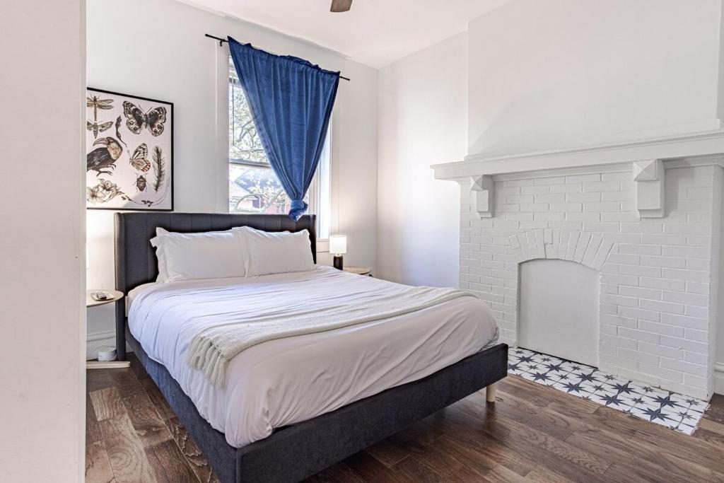 Ann Avenue Charming 3 Bedroom Retreat Near Downtown St Louis 2