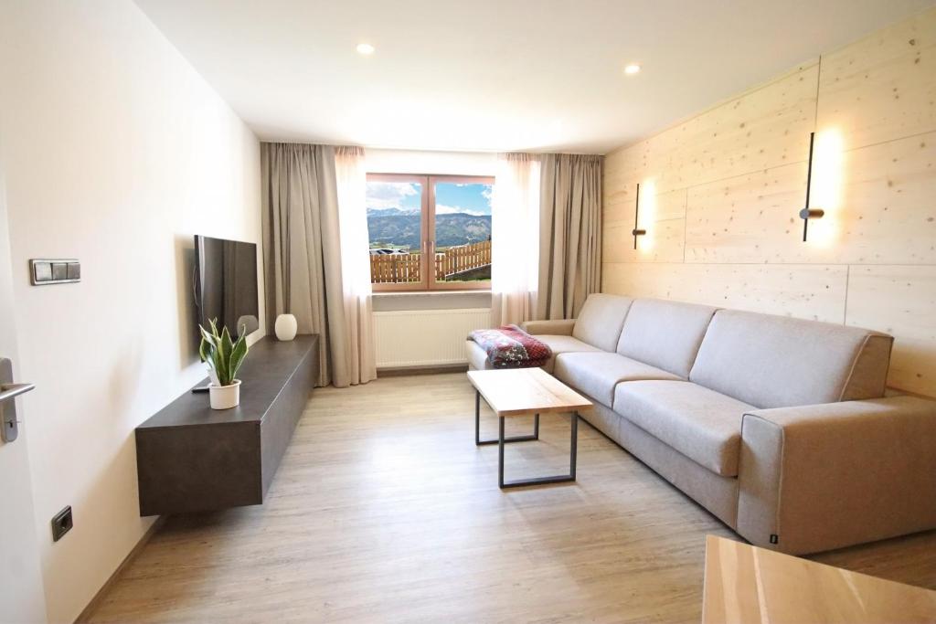 Aurturist Monguelfo Roulette 8