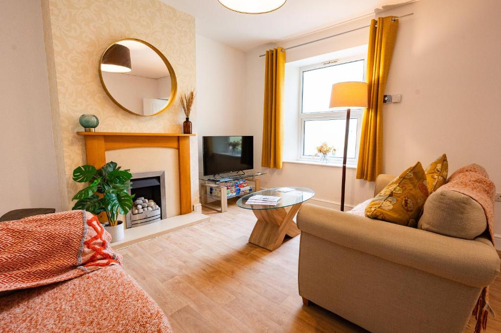 STELLA'S COTTAGE- Cute Traditional Home In South West By STAE-Homes 5