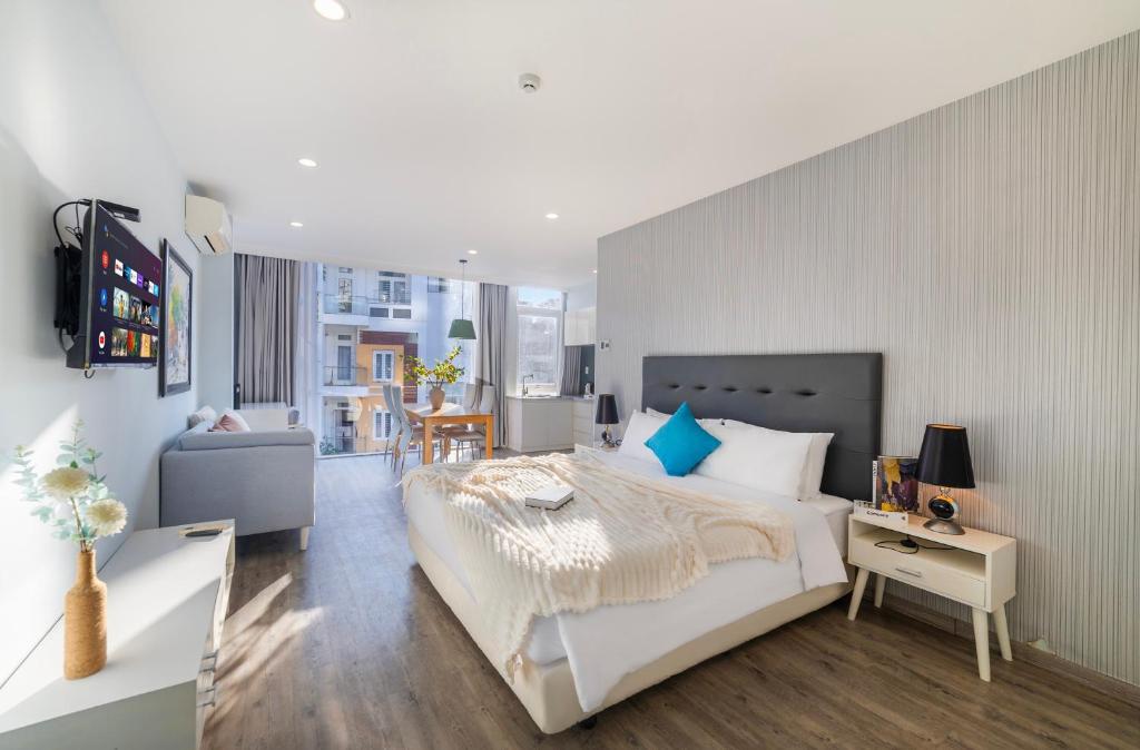 The Wind Mountain Side Hotel