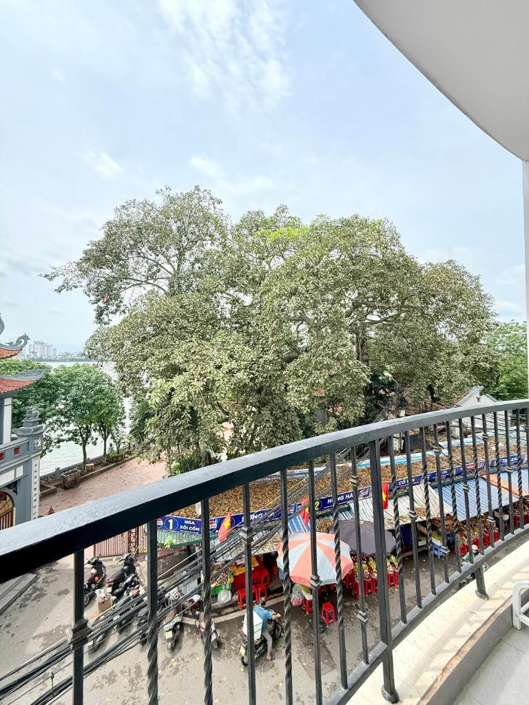 Morri West Lake Apartment