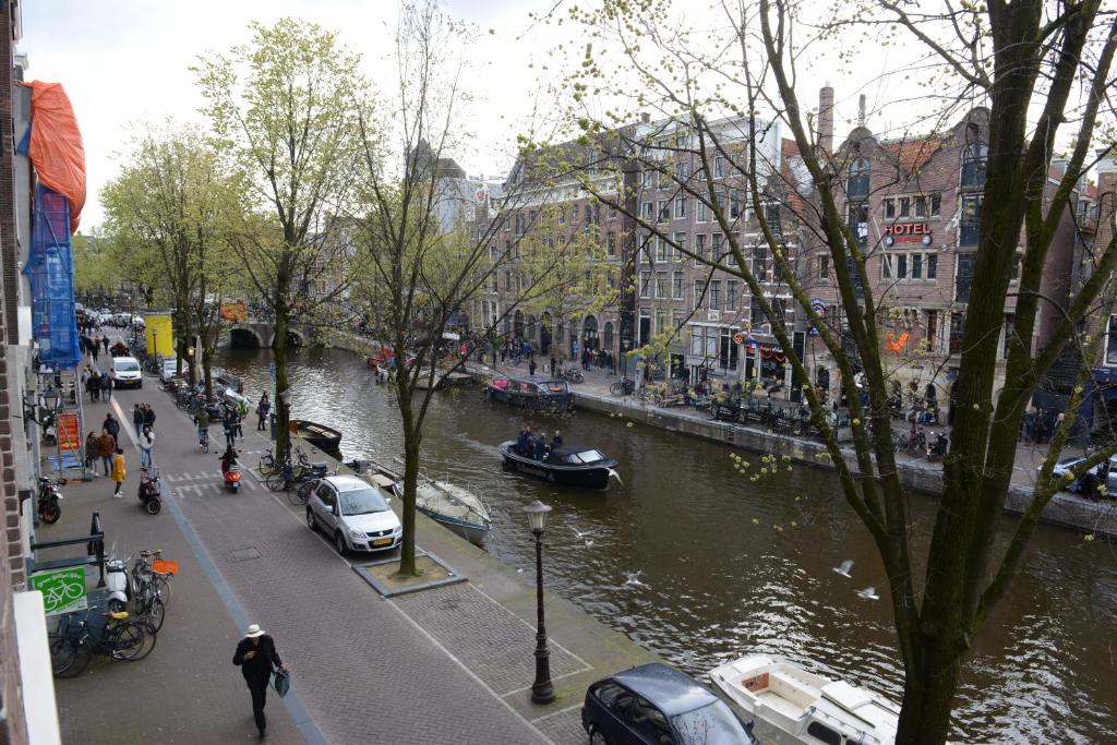 Red light district B & B canal view 4