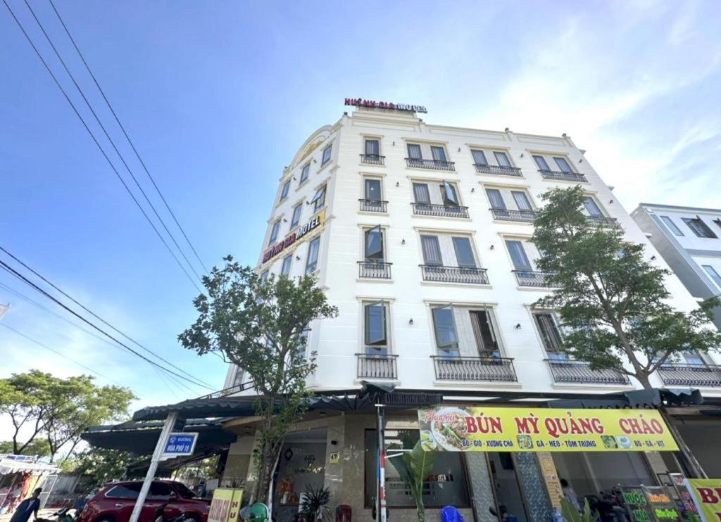 OYO 1193 Huynh Gia Hotel