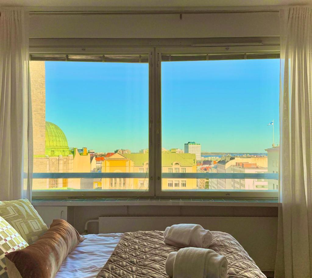 Top Floor Getaway in Central Helsinki - Church & Sea View 1