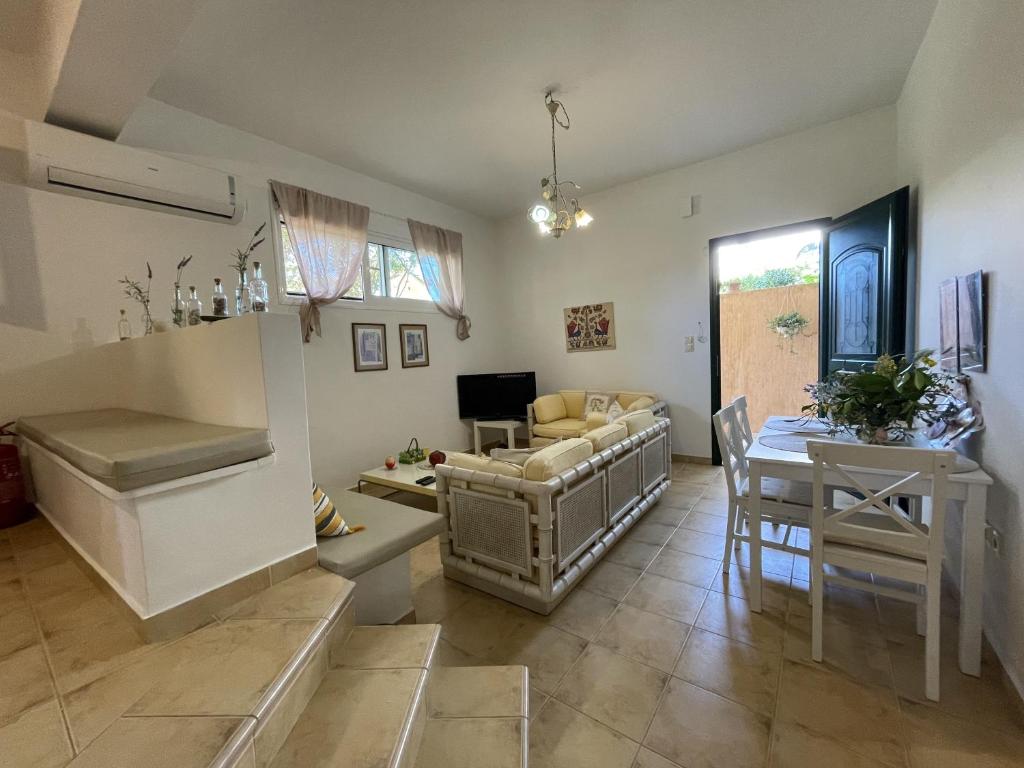 Paulina's Little House 5