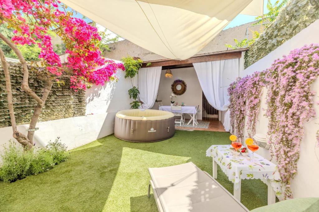 Maria House, Jacuzzi e Patio