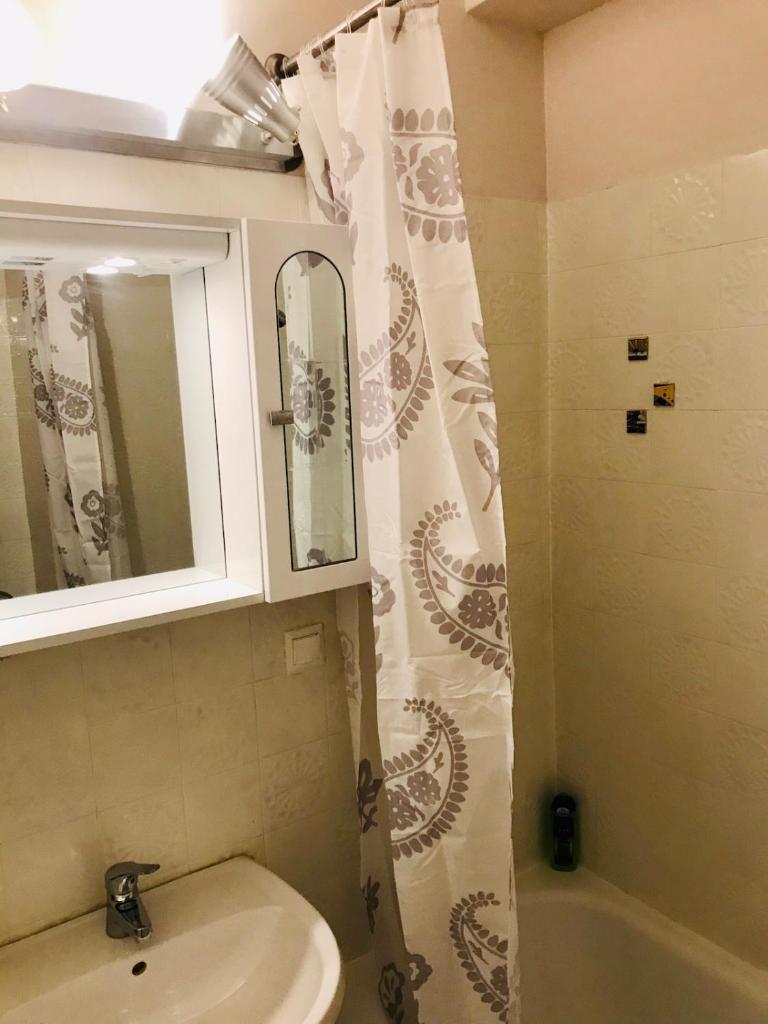 Vintage Studio Apartment 4