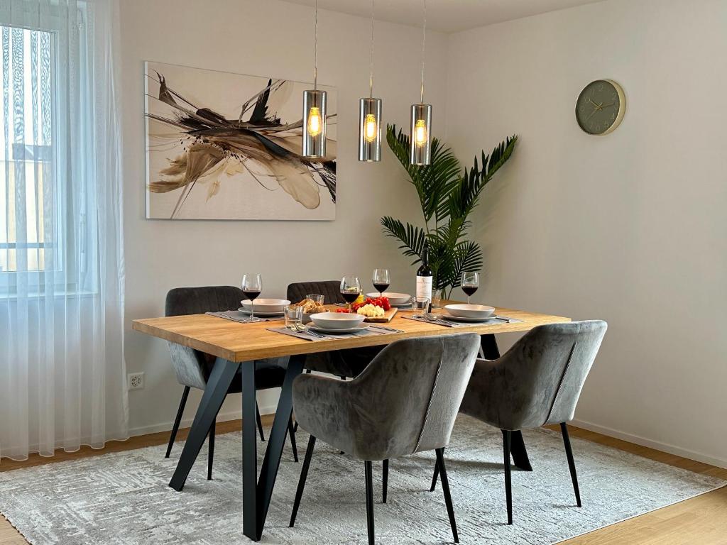 Seeland Bijou - 2 Bedrooms & Free Parking 8