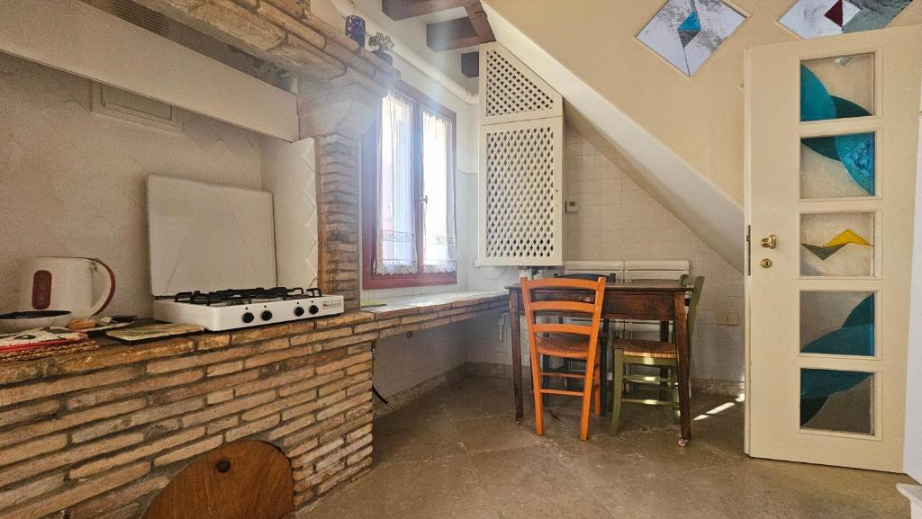 Casa Yellow Corner - Seasons Real Estate - Burano 6