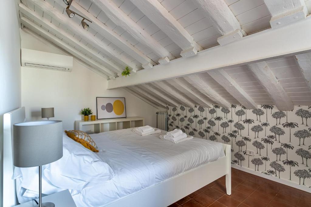 iFlat Pantheon & La Dolce Vita Skyline Penthouse 2