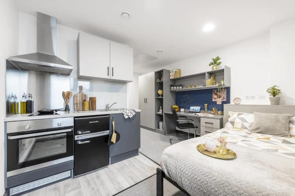 For Students Only - Compass Apartments in Birmingham 8