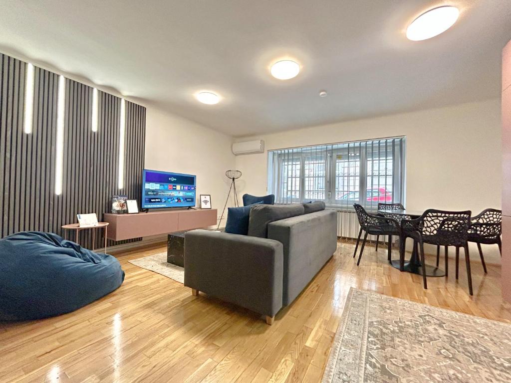 CityTales - Sarajevo Center Apartments - Free Parking - 1 Apartment with one Bedroom & 1 Deluxe Studio Apartment 4
