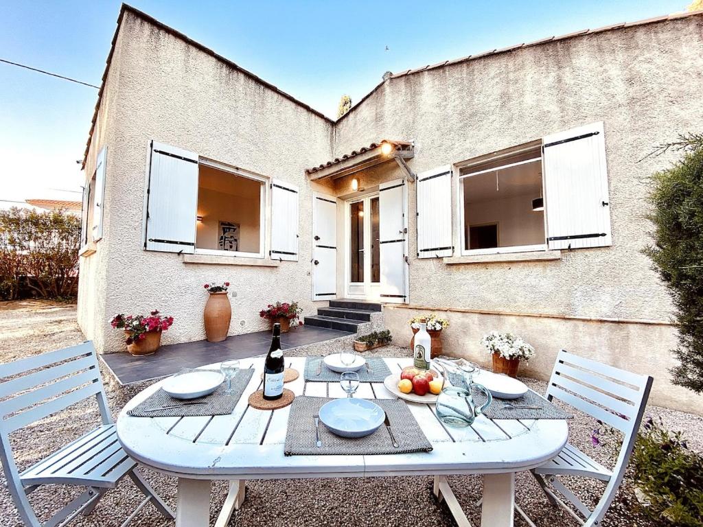 Pinède, calanques & jeux en famille pour 1 à 5 personnes