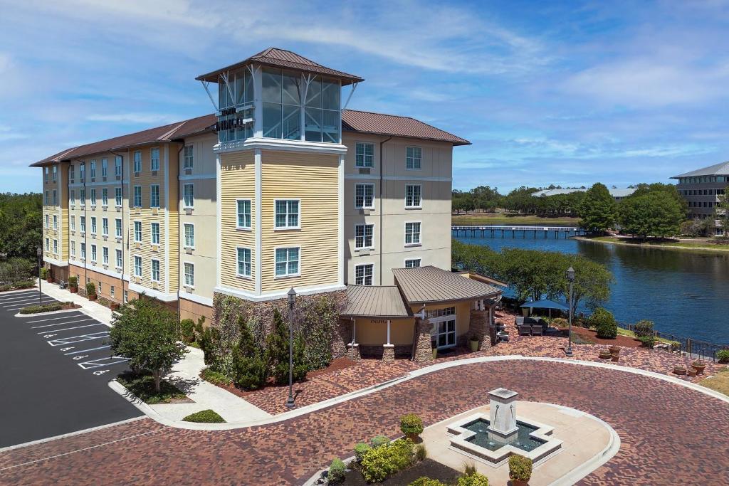 Hotel Indigo Jacksonville-Deerwood Park, an IHG Hotel Image
