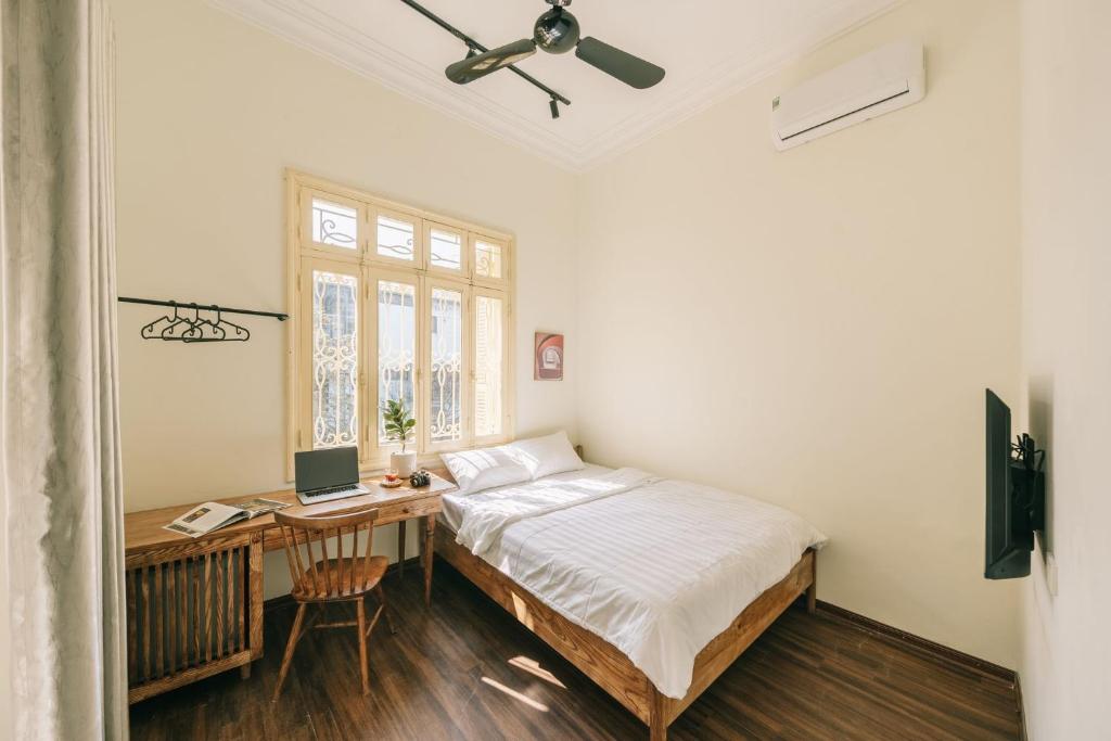 NUNANUNONG Garden Building with Green ROOFTOP