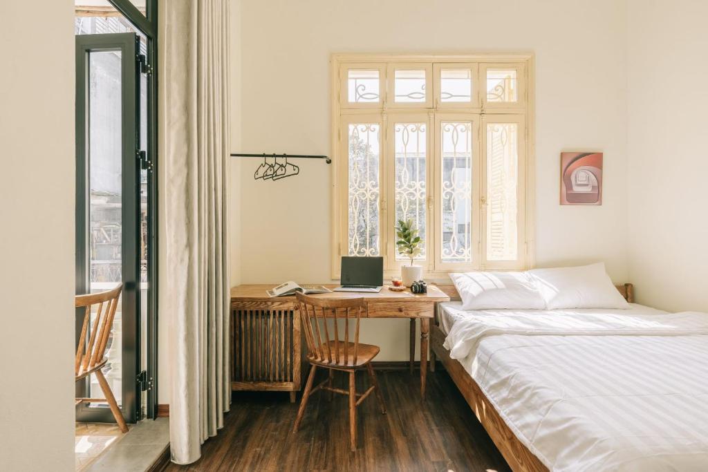 NUNANUNONG Garden Building with Green ROOFTOP