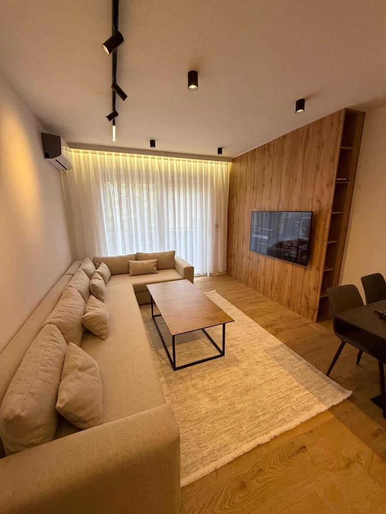 Cherry Apartment 1