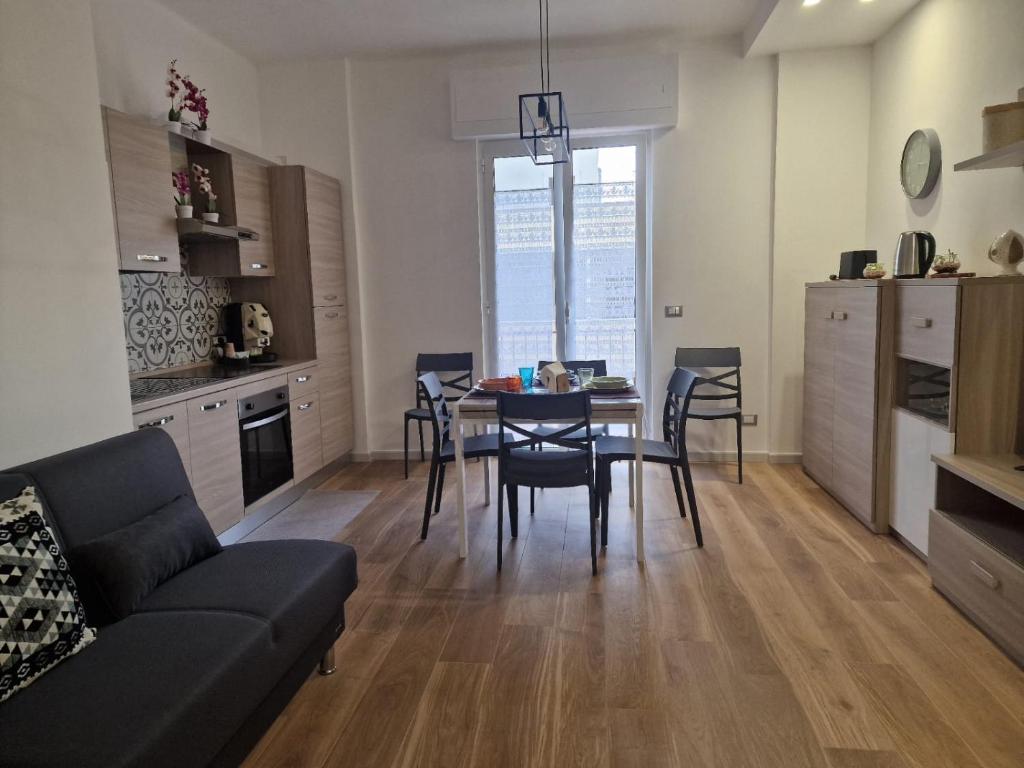 Francy House 12