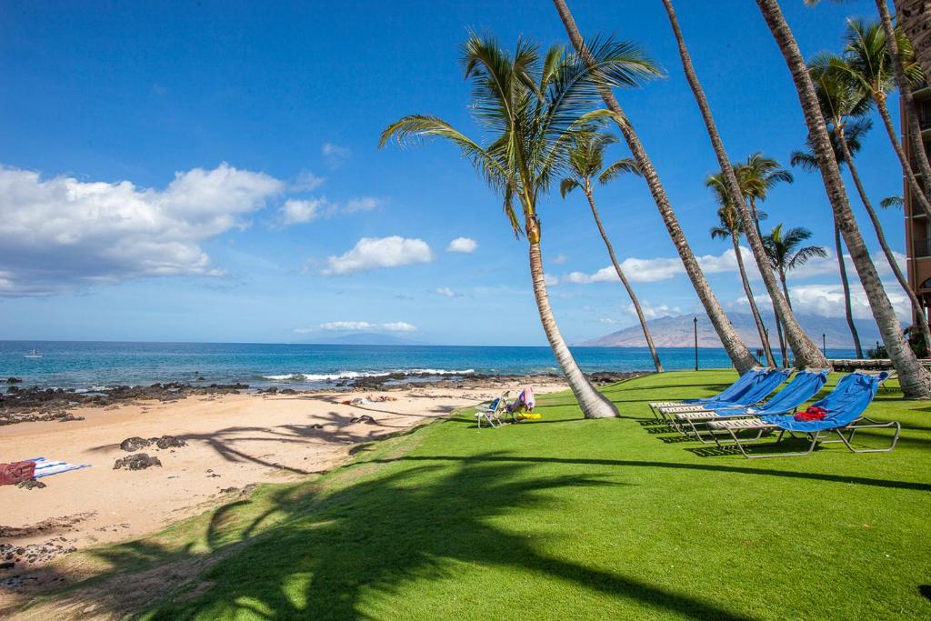 Mana Kai #303 by Coldwell Banker Island Vacations