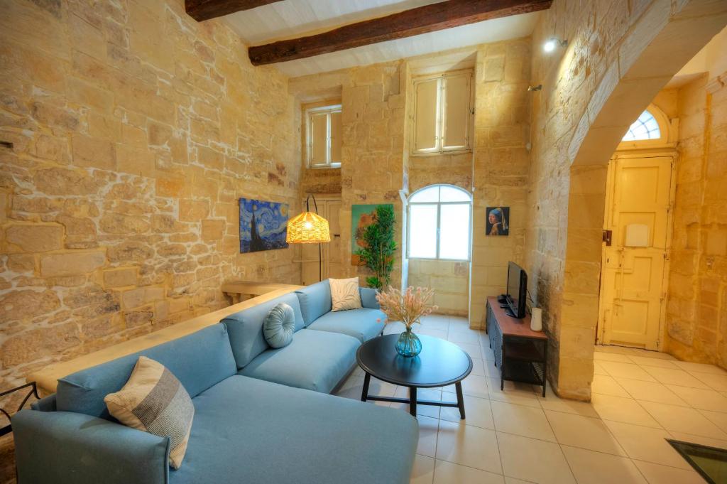 Magestic palazzo, jacuzzi on roof terrace GOVAL-3 6