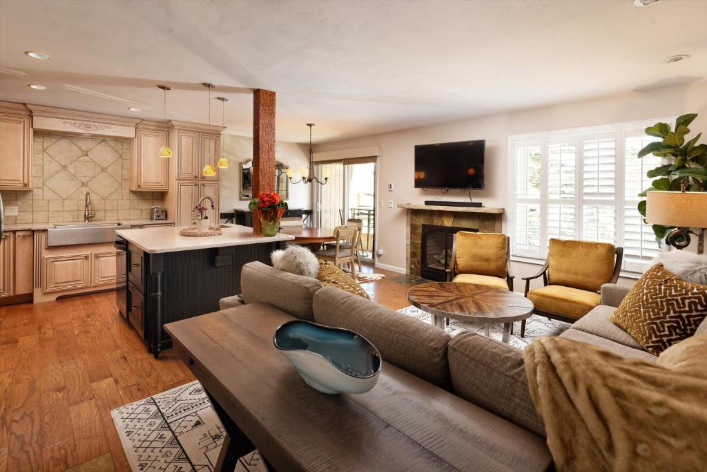 Cozy Condo in Snowmass Village