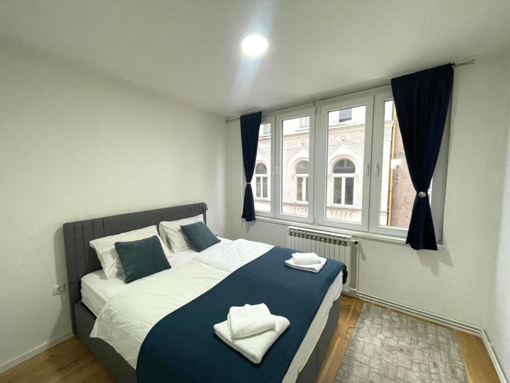 City Central Apartment - Everything Nearby 2